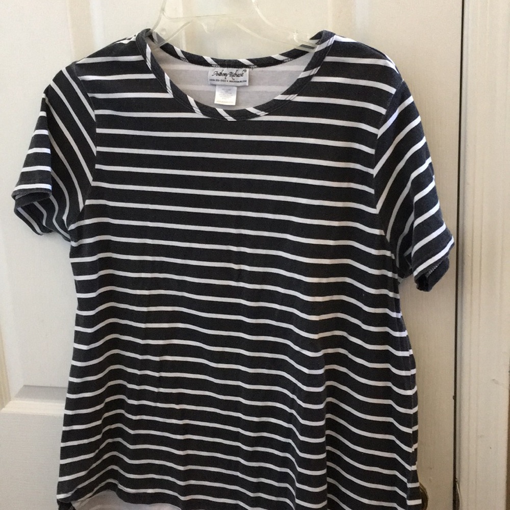 FINAL MARKDOWN Ladies’ Anthony Richards Tee (LP)